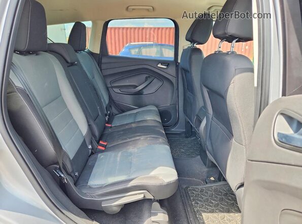 1FMCU0GX2GUB77152 2016 FORD ESCAPE Silver უკანა სალონის ხედი