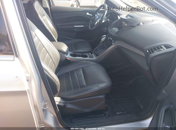 1FMCU0GX6GUB05161 2016 FORD ESCAPE Серый Вид салона спереди