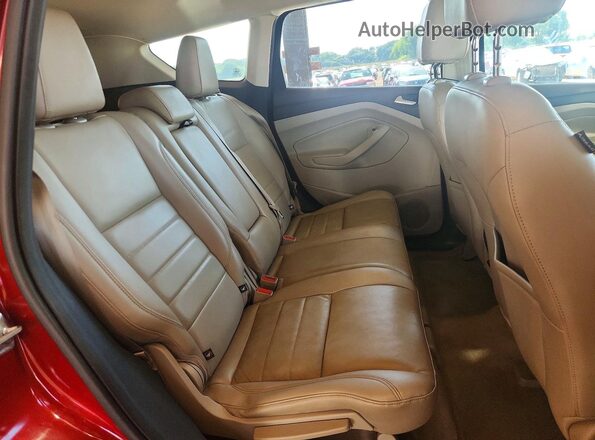 1FMCU0GXXGUC19082 2016 FORD ESCAPE Red Rear interior view