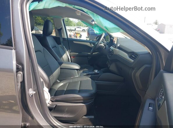 1FMCU0H63NUB48035 2022 FORD ESCAPE Серый Вид салона спереди