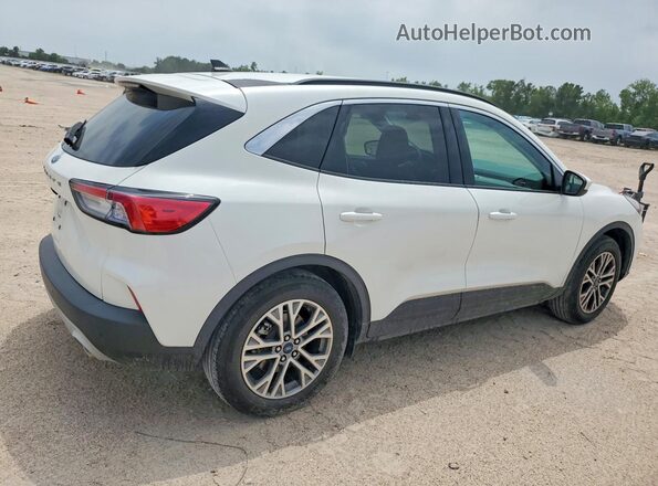 1FMCU0H63NUB58659 2022 FORD ESCAPE Белый Задняя правая четверть