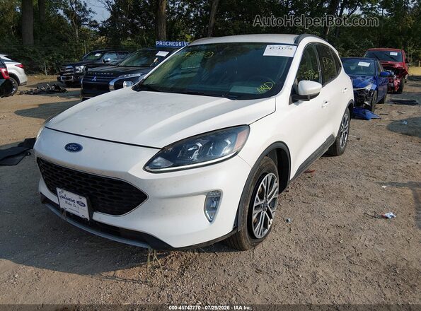 1FMCU0H64LUC24357 2020 FORD ESCAPE Белый Передняя левая четверть