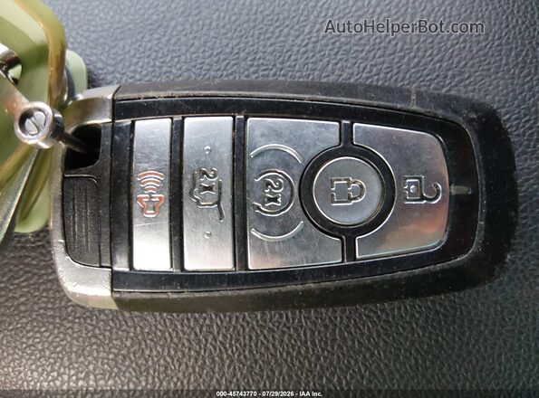 1FMCU0H64LUC24357 2020 FORD ESCAPE Белый Вид панели приборов