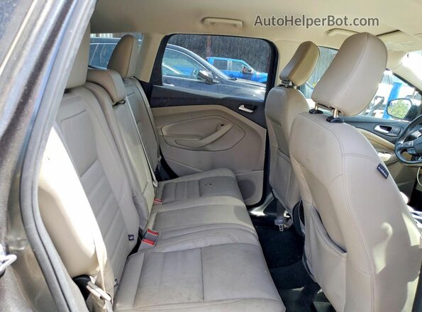 1FMCU0HD0JUA64277 2018 FORD ESCAPE Gray Вид задніх сидінь