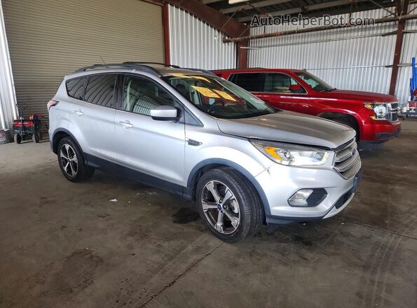 1FMCU0HD0JUC86754 2018 FORD ESCAPE Silver Front right