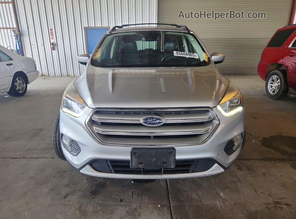 1FMCU0HD0JUC86754 2018 FORD ESCAPE Silver Front view