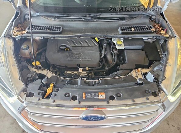 1FMCU0HD0JUC86754 2018 FORD ESCAPE Silver Engine compartment view