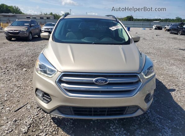 1FMCU0HD1JUA27500 2018 FORD ESCAPE Gold Вид спереду