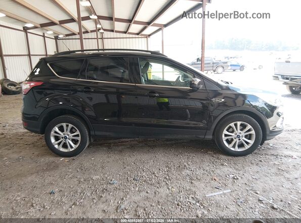 1FMCU0HD1JUD35671 2018 FORD ESCAPE Black უკანა სალონის ხედი
