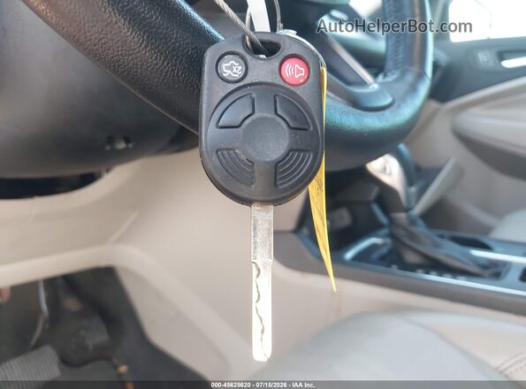 1FMCU0HD1JUD36545 2018 FORD ESCAPE Burgundy Dashboard view