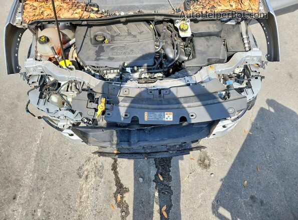 1FMCU0HD2JUA07255 2018 FORD ESCAPE Silver Vista del compartimento del motor