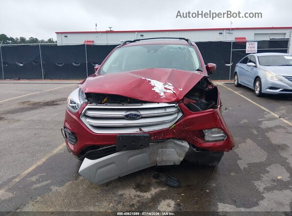 1FMCU0HD2JUD33833 2018 FORD ESCAPE Красный Вид спереди