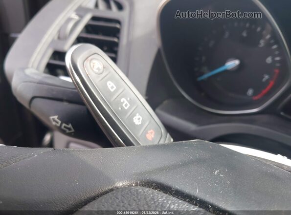 1FMCU0HD2KUB93736 2019 FORD ESCAPE Black Vista del salpicadero