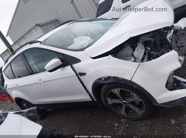 1FMCU0HD3JUB04402 2018 FORD ESCAPE White უკანა სალონის ხედი