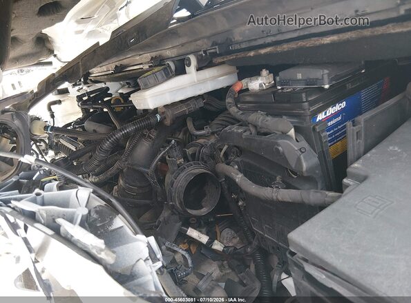 1FMCU0HD3JUB04402 2018 FORD ESCAPE White უკანა ხედი