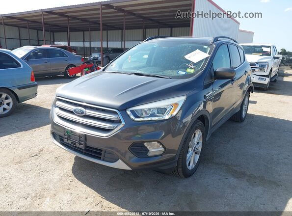1FMCU0HD4JUC56446 2018 FORD ESCAPE Серый Передняя левая четверть