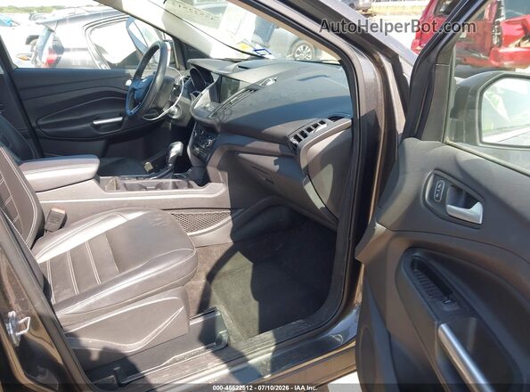 1FMCU0HD4JUC56446 2018 FORD ESCAPE Серый Вид салона спереди