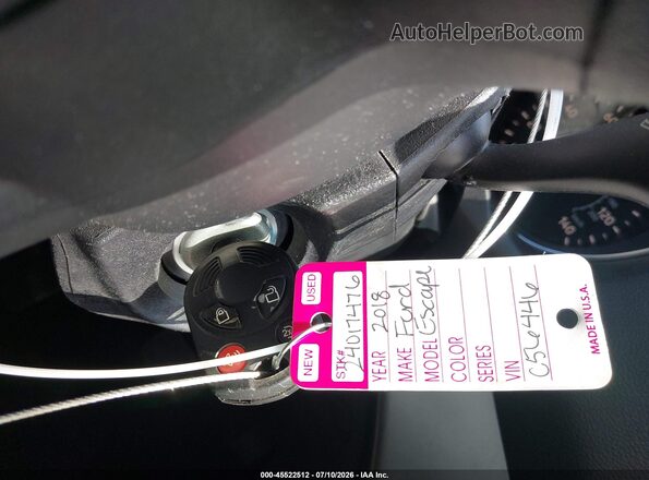 1FMCU0HD4JUC56446 2018 FORD ESCAPE Серый Вид панели приборов