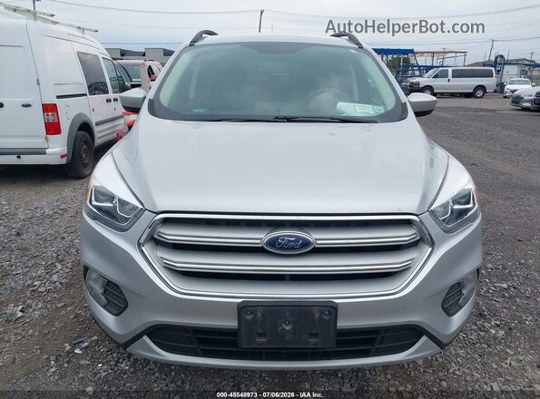 1FMCU0HD5JUC56486 2018 FORD ESCAPE Silver Vista del cuadro de instrumentos