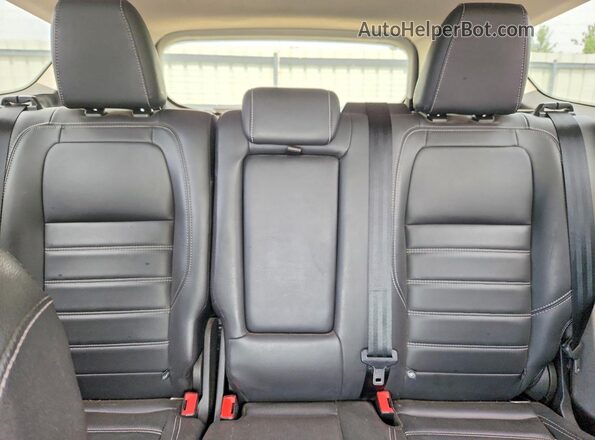 1FMCU0HD5KUB51657 2019 FORD ESCAPE Серебряный Вид задних сидений