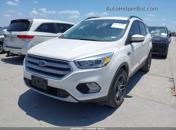 1FMCU0HD6JUB72645 2018 FORD ESCAPE White Przód lewy