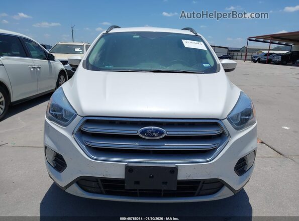 1FMCU0HD6JUB72645 2018 FORD ESCAPE White Widok zestawu wskaźników