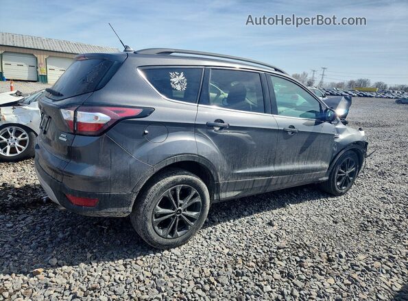 1FMCU0HD6JUD19112 2018 FORD ESCAPE Серый Задняя правая четверть