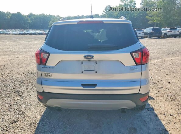 1FMCU0HD7KUB84532 2019 FORD ESCAPE Silver Հետևի տեսք