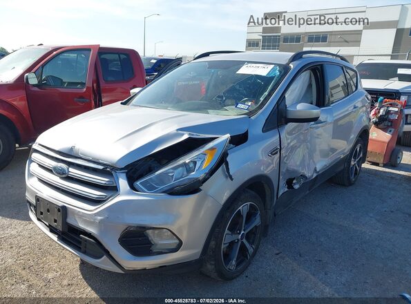 1FMCU0HD9JUD20402 2018 FORD ESCAPE Silver Front left