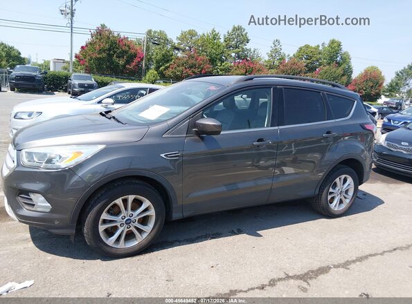 1FMCU0HD9JUD47471 2018 FORD ESCAPE Gray Սալոնի 360 աստիճան տեսք