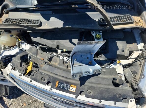 1FMCU0HDXJUB60627 2018 FORD ESCAPE White Вид задньої частини салону