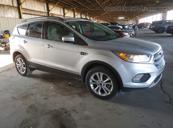 1FMCU0HDXKUB62413 2019 FORD ESCAPE Серебряный Передняя правая четверть