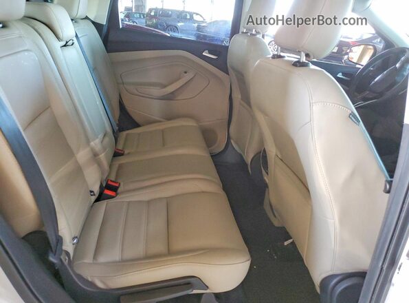 1FMCU0HDXKUB62413 2019 FORD ESCAPE Серебряный Вид задних сидений