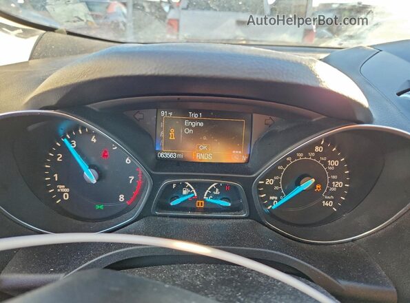 1FMCU0J90HUE97761 2017 FORD ESCAPE White Вид щитка приладів
