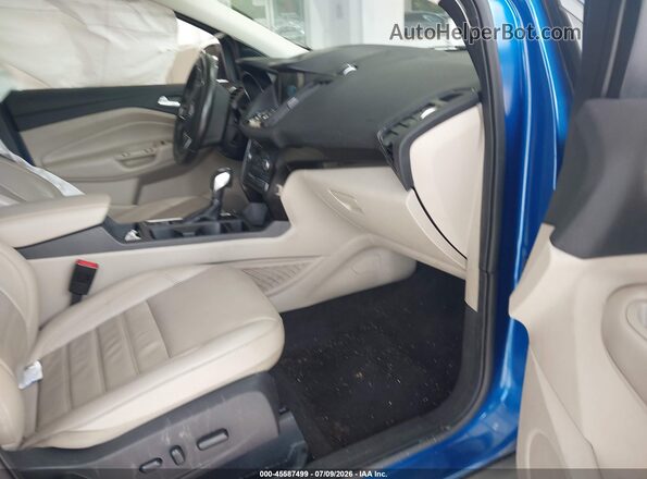 1FMCU0J90KUB95720 2019 FORD ESCAPE Синий Вид салона спереди