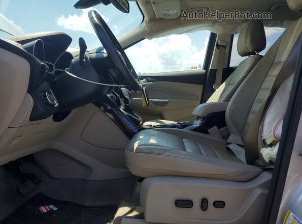 1FMCU0J91GUB19396 2016 FORD ESCAPE Silver Front interior view