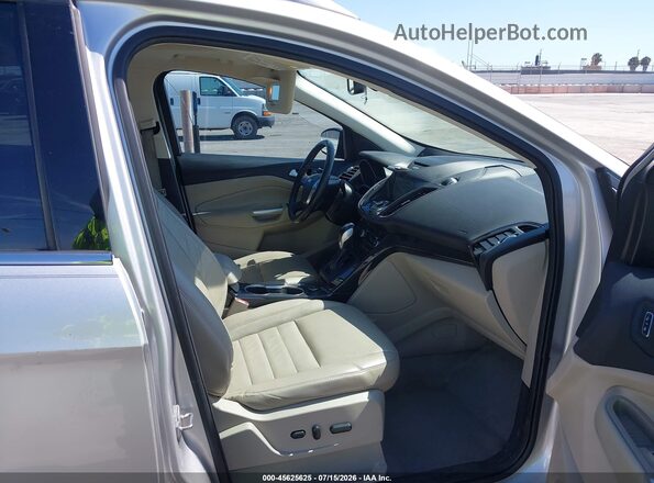 1FMCU0J91GUC28263 2016 FORD ESCAPE Silver წინა სალონის ხედი