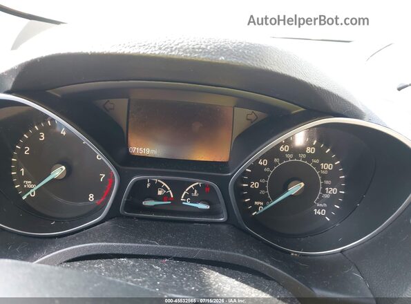 1FMCU0J93HUE94420 2017 FORD ESCAPE Red უკანა სავარძლების ხედი
