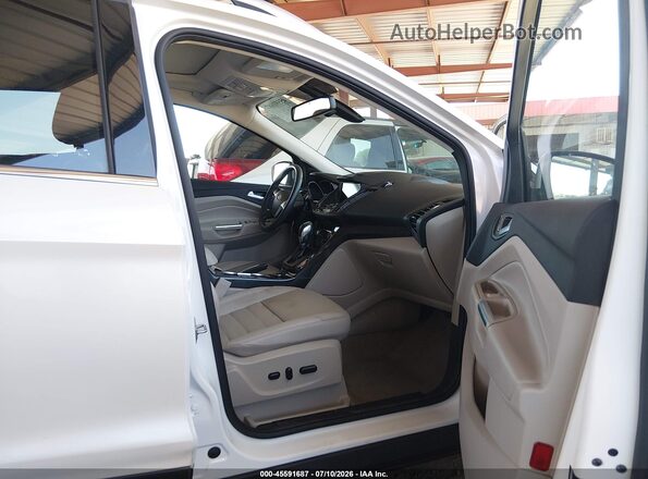 1FMCU0J95GUA09192 2016 FORD ESCAPE White წინა სალონის ხედი