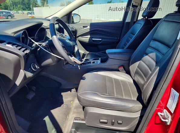1FMCU0J95JUA04792 2018 FORD ESCAPE Red Սալոնի դիմացի տեսք