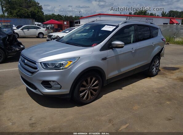 1FMCU0J96HUB87971 2017 FORD ESCAPE Silver Առջևի ձախ երեք քառորդ տեսարան