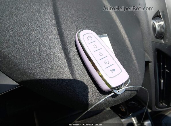 1FMCU0J96HUB87971 2017 FORD ESCAPE Silver Առջևի վահանակի տեսք