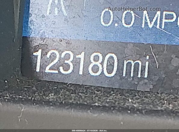 1FMCU0J96HUB87971 2017 FORD ESCAPE Silver 