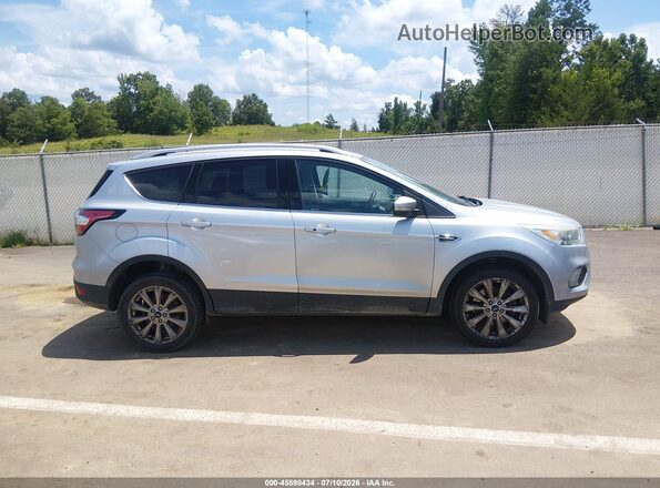 1FMCU0J96HUB87971 2017 FORD ESCAPE Silver Սալոնի 360 աստիճան տեսք