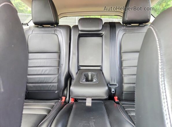 1FMCU0J97HUD90643 2017 FORD ESCAPE Black Widok tylnych siedzeń
