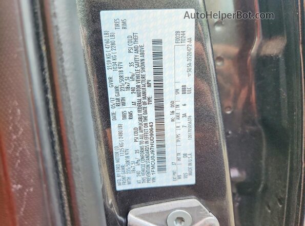 1FMCU0J97HUD90643 2017 FORD ESCAPE Black Widok naklejki z numerem VIN