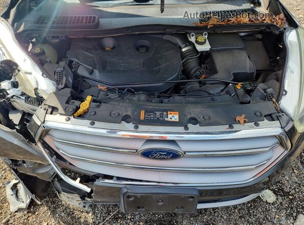 1FMCU0J97HUD90643 2017 FORD ESCAPE Black Widok komory silnika