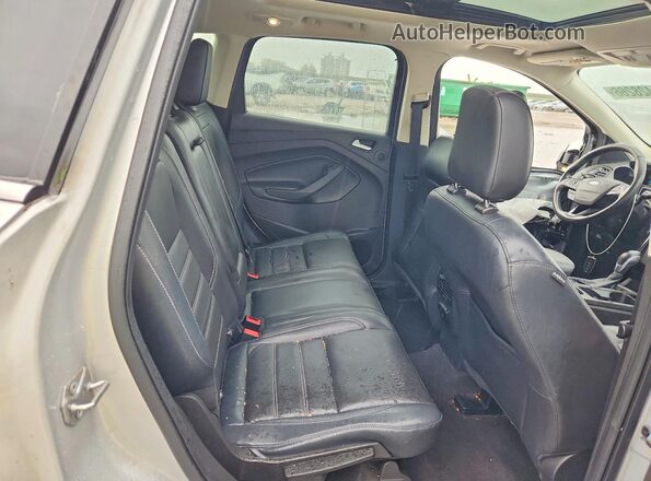 1FMCU0J97JUB72546 2018 FORD ESCAPE Silver Սալոնի հետևի տեսք
