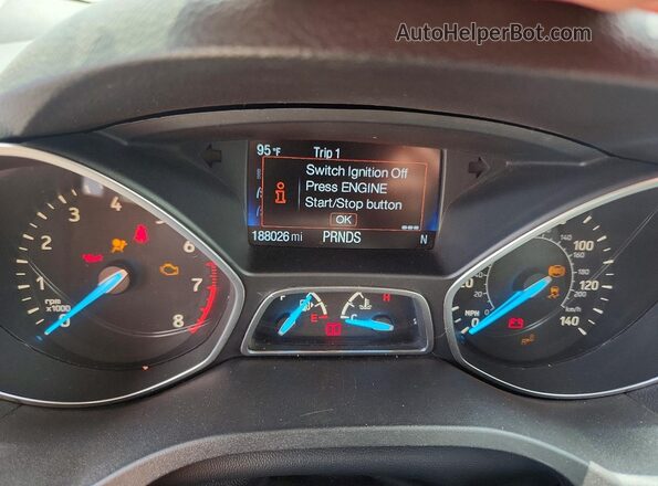 1FMCU0J98HUA65032 2017 FORD ESCAPE Silver Սարքավորումների վահանակի տեսք