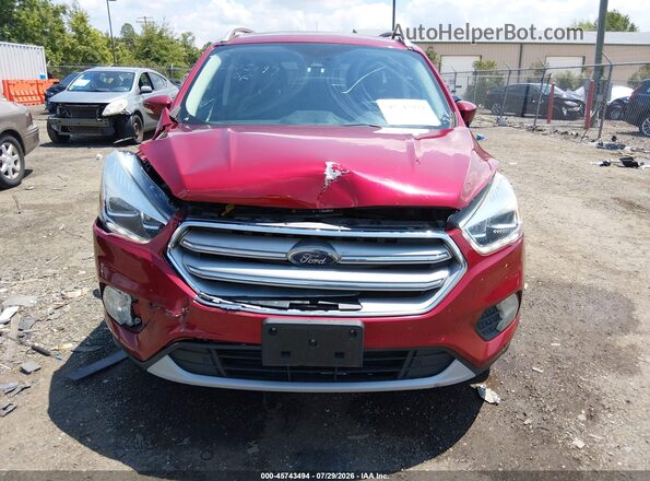 1FMCU0J98HUB81301 2017 FORD ESCAPE Красный Вид спереди